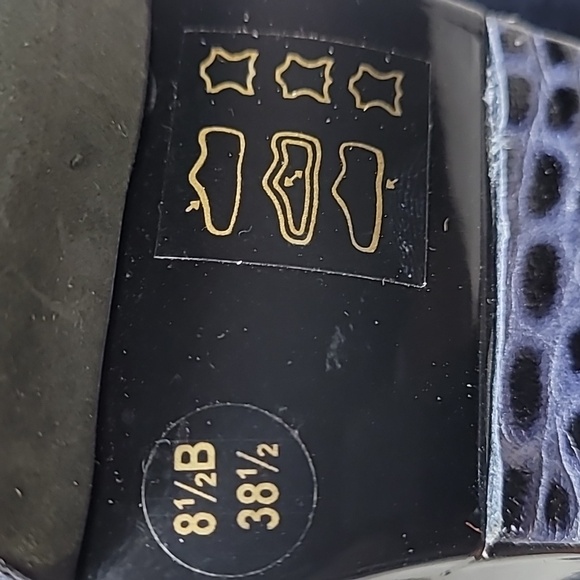 BCBGMAXAZRIA navy blue suede and woven leather platform heels size 8.5B - Picture 6 of 8